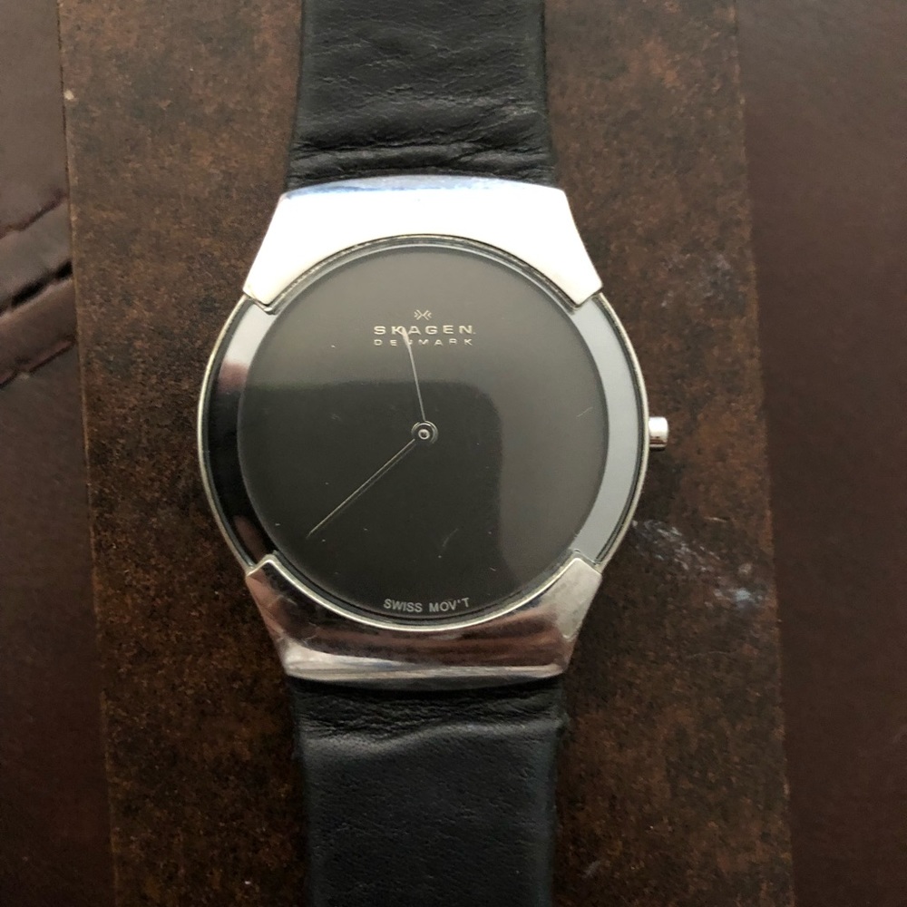 Skagen Men's 582XLSLM Swiss Black Leather Watch